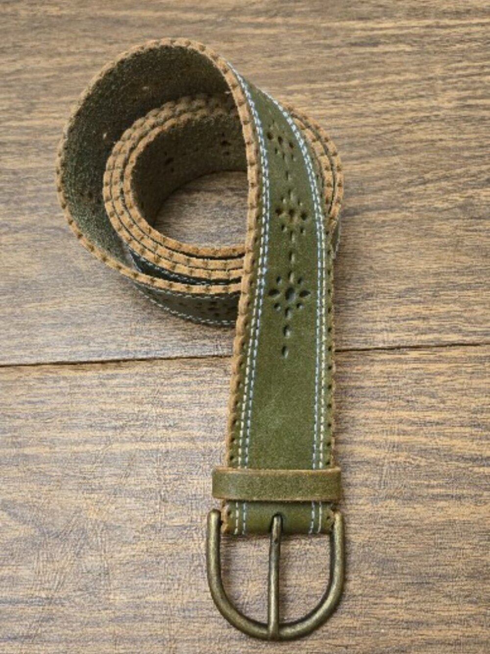 AMERICAN EAGLE Olive Green Laser Cut/Scalloped Edge Belt Brass Buckle - Large